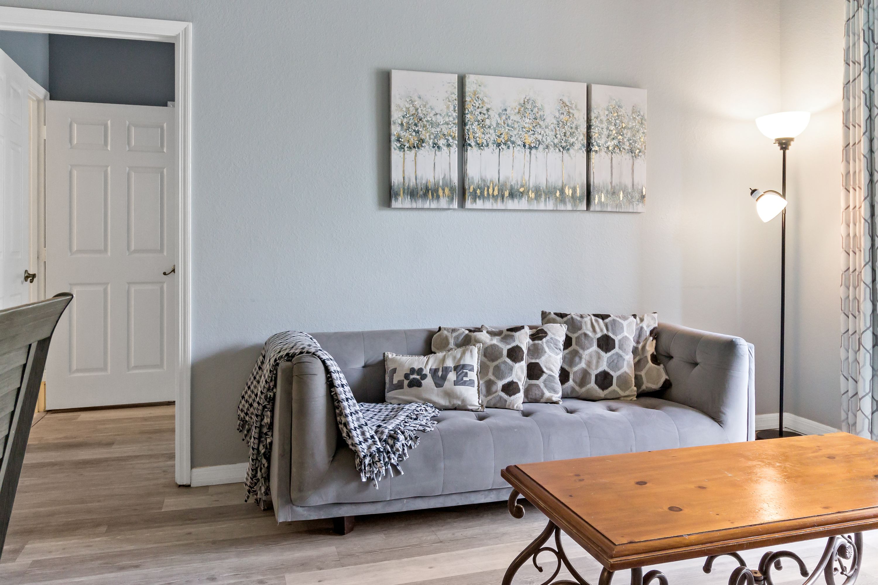 Ryan's Renovated Windsor Palms Ground Floor Unit